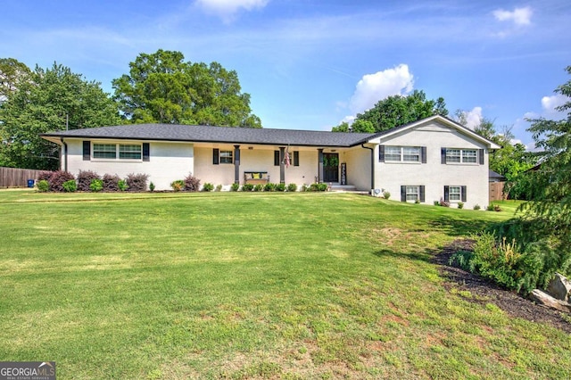 118 Arrowhead Dr, Cartersville, GA 30120 - ranch-style home featuring covered porch