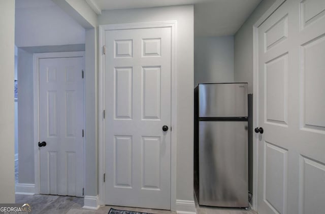 118 Arrowhead Dr, Cartersville, GA 30120 - hall featuring baseboards