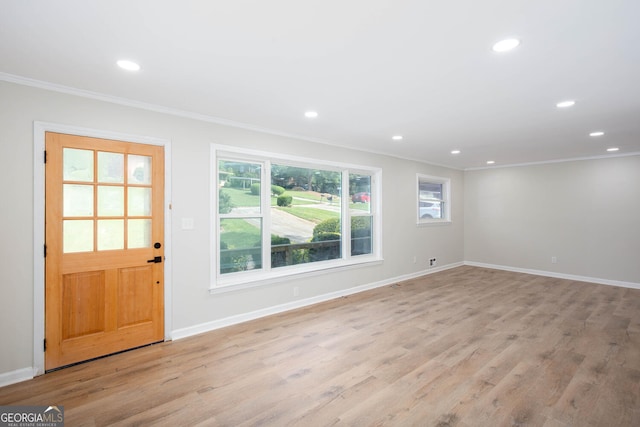 3193 Trasher Cir, Decatur, GA 30032 - foyer with crown molding, light wood-style floors, recessed lighting, and baseboards
