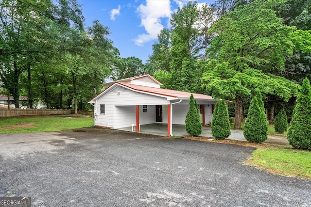 125 Sycamore Dr, Athens, GA 30606 - view of front of property featuring asphalt driveway and an attached carport