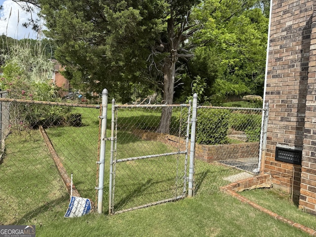 3662 Greentree Farms Dr, Decatur, GA 30034 - view of yard with a gate