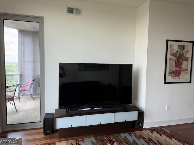 detailed view of wood finished floors and baseboards