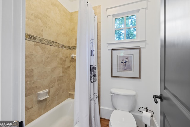 11660 Crabapple Rd, Roswell, GA 30075 - bathroom featuring toilet and shower / bath combo