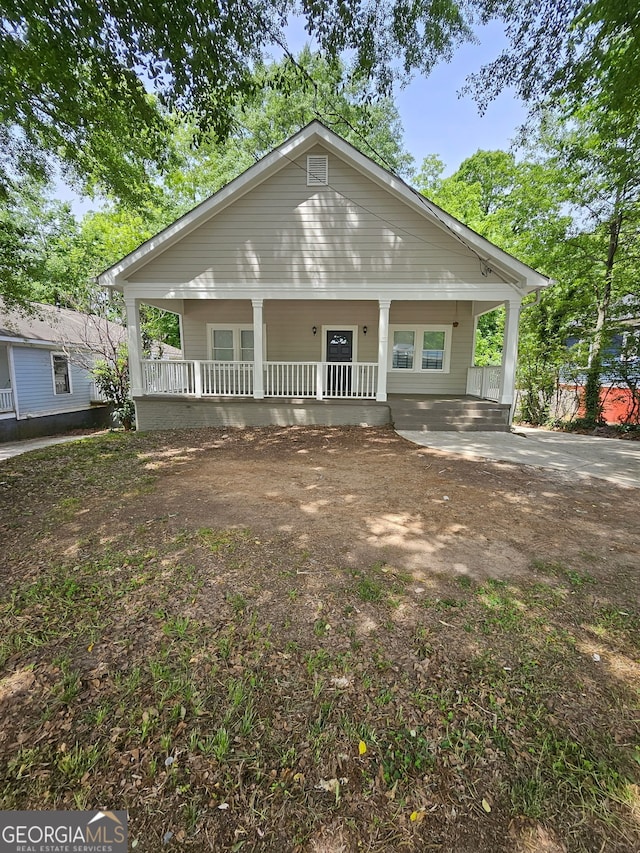 view of front of home featuring a porch