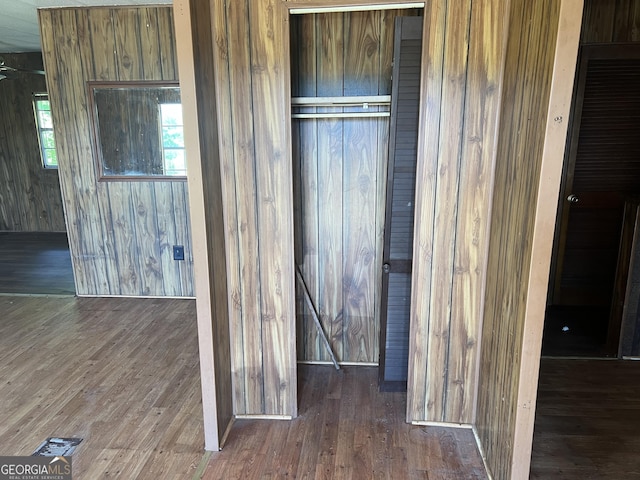 491 Cavender Creek Rd, Carrollton, GA 30116 - detailed view of wood finished floors and wood walls