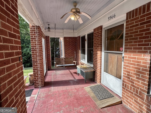 view of patio with ceiling fan and covered porch