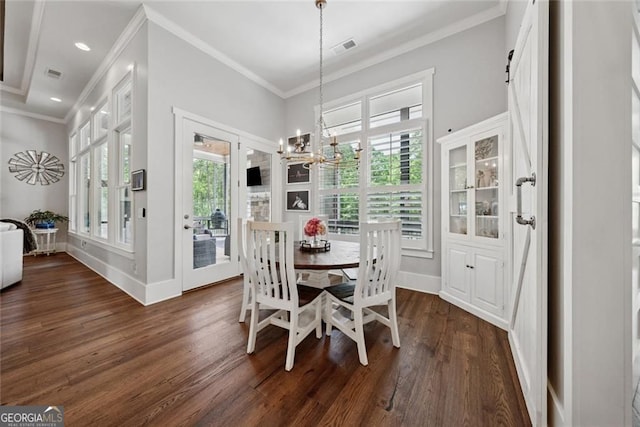 116 Serenity Lake Dr, Alpharetta, GA 30004 - dining area featuring dark wood-style flooring, a chandelier, crown molding, baseboards, and recessed lighting