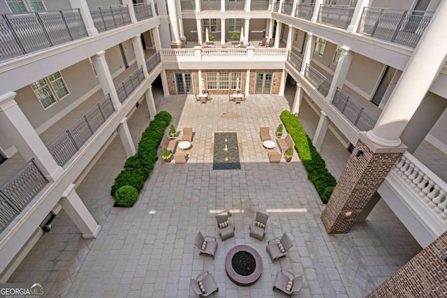 58 Canton St Unit 404, Alpharetta, GA 30009 - surrounding community with a patio area