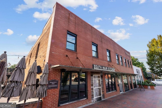view of building exterior