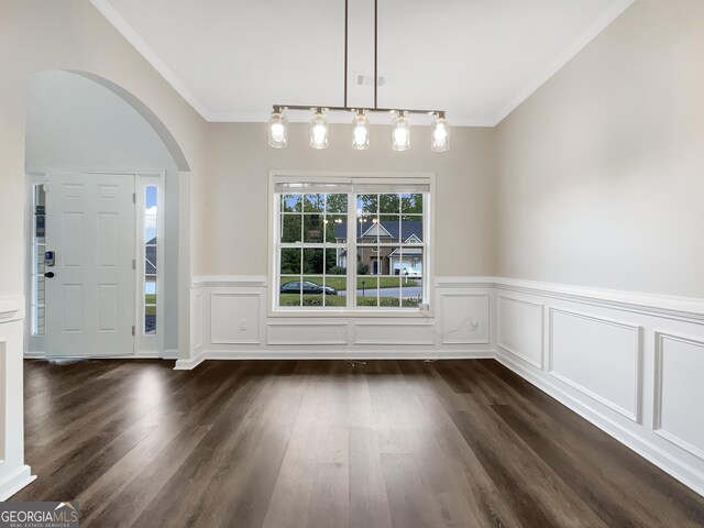 617 Kyles Cir, Hiram, GA 30141 - unfurnished room featuring crown molding, wood finished floors, baseboards, and ceiling fan
