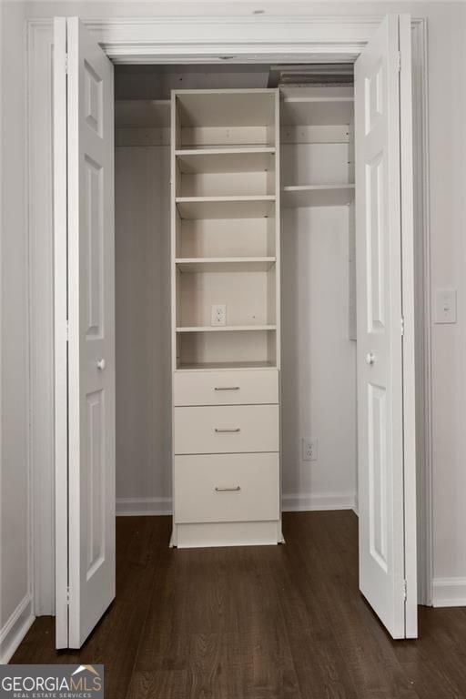 1260 Heards Ferry Rd, Sandy Springs, GA 30328 - view of closet