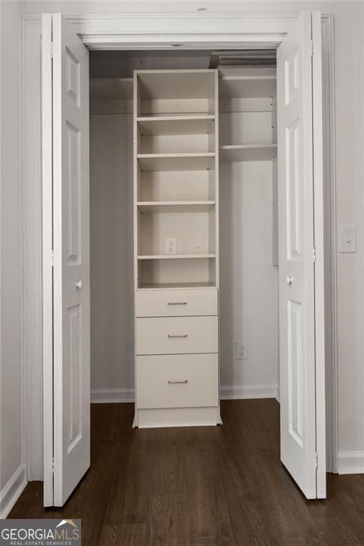 1260 Heards Ferry Rd, Sandy Springs, GA 30328 - view of closet