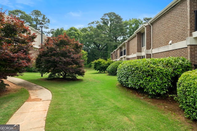 3301 Henderson Mill Rd Unit J1, Atlanta, GA 30341 - view of grassy yard
