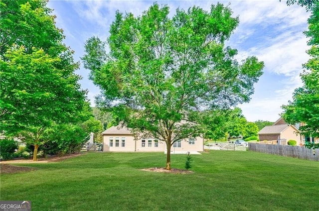 468 Scott Farm Dr, Powder Springs, GA 30127 - view of yard