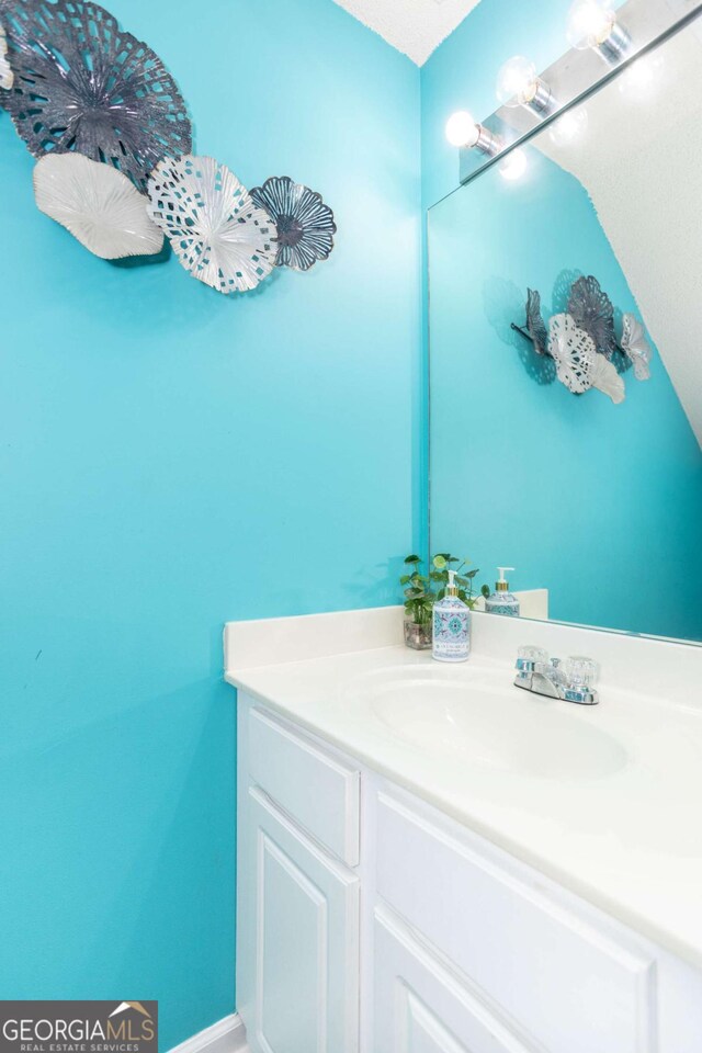 9155 Nesbit Ferry Rd Unit 96, Alpharetta, GA 30022 - bathroom featuring vanity