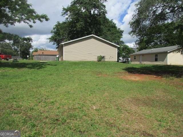 818 Haskell Ward Dr, Griffin, GA 30223 - view of grassy yard