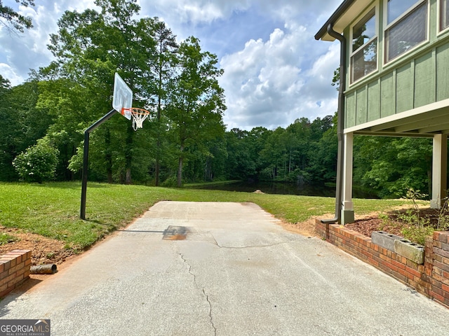 3340 Zingara Rd, Conyers, GA 30012 - view of patio featuring a wooded view