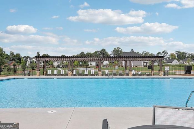 838 Maduro Way, Mcdonough, GA 30253 - community pool featuring fence
