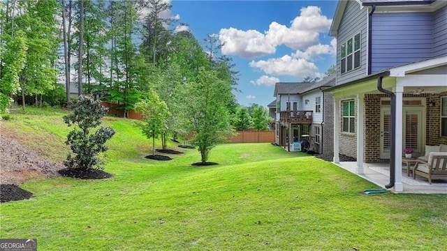 view of yard with a patio area