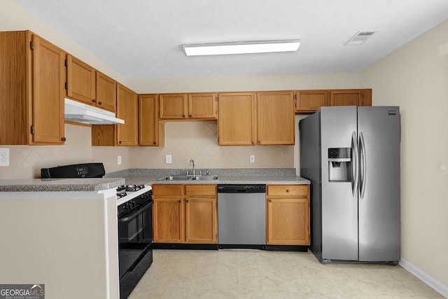 6359 Wedgeview Dr, Tucker, GA 30084 - kitchen with appliances with stainless steel finishes, under cabinet range hood, a sink, decorative backsplash, and light countertops