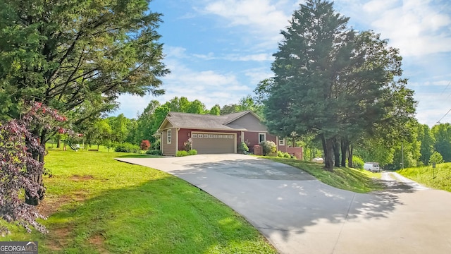 739 Rockford Creek Rd, Clarkesville, GA 30523 - view of front of house with concrete driveway, a garage, and a front yard