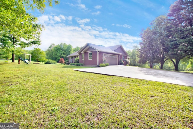 739 Rockford Creek Rd, Clarkesville, GA 30523 - view of front facade featuring an attached garage, a front lawn, and concrete driveway