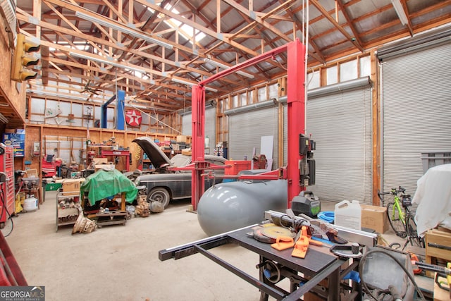 739 Rockford Creek Rd, Clarkesville, GA 30523 - garage featuring a workshop area
