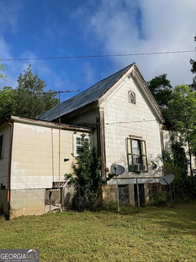 12196 Linton Rd S, Sparta, GA 31087 - view of side of property featuring a yard