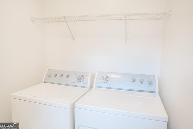 4448 Tacoma Trce, Suwanee, GA 30024 - laundry room featuring washing machine and dryer
