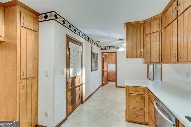1471 Robinhood Trl, Gainesville, GA 30501 - corridor with baseboards and a desk