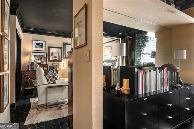 1421 Peachtree St NE Unit 203, Atlanta, GA 30309 - detailed view of a desk and ornamental molding