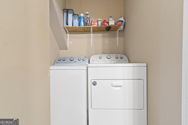 11 Vintage Ct SW, Cartersville, GA 30120 - laundry room with washer and dryer