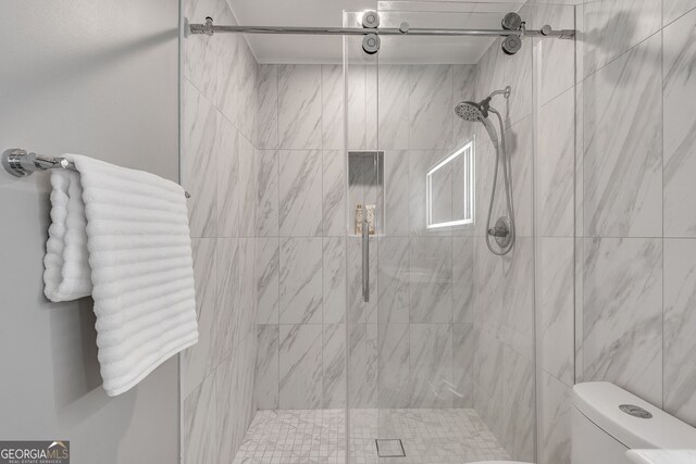 1015 Dunbar Dr, Dunwoody, GA 30338 - bathroom with a shower stall and toilet