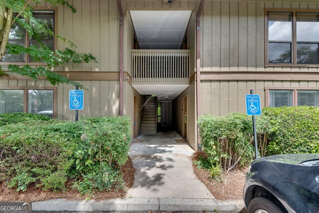 1015 Dunbar Dr, Dunwoody, GA 30338 - view of wooden deck