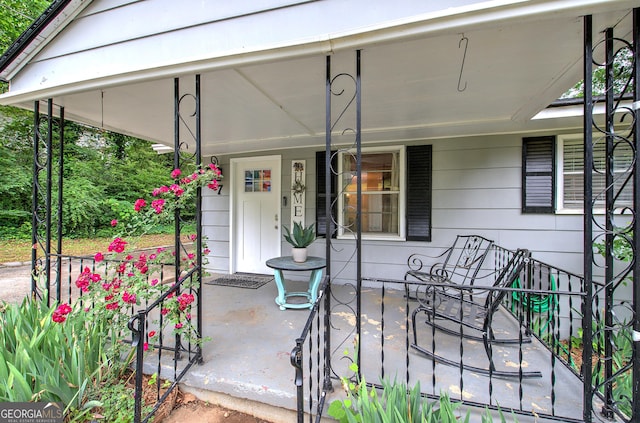 7 Valley View Dr, Cartersville, GA 30120 - doorway to property with a porch