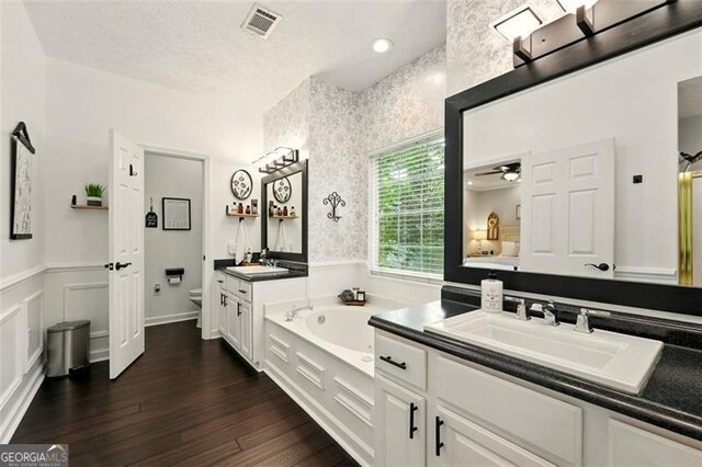 827 Pinehurst Dr, Woodstock, GA 30188