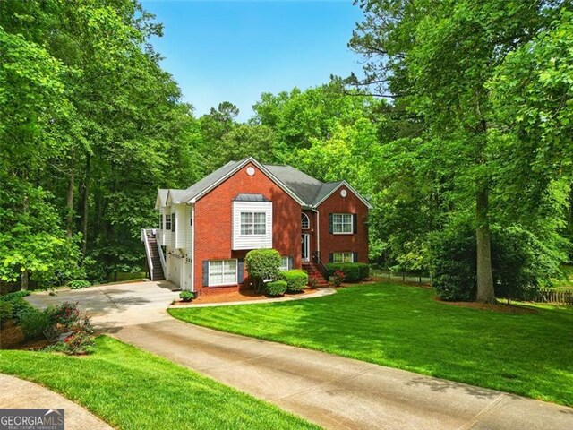 827 Pinehurst Dr, Woodstock, GA 30188