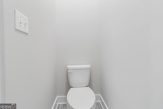 1405 Attwater Dr, Atlanta, GA 30316 - bathroom featuring baseboards and toilet