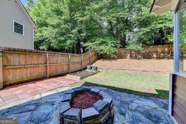 1095 S Bethany Creek Dr, Alpharetta, GA 30004 - view of yard featuring a patio
