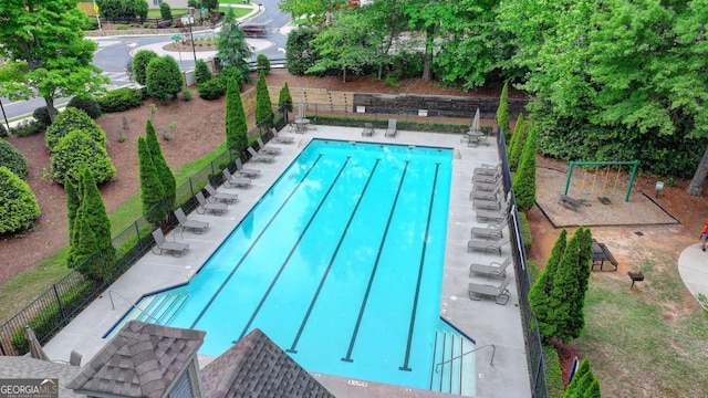 1095 S Bethany Creek Dr, Alpharetta, GA 30004 - community pool featuring fence