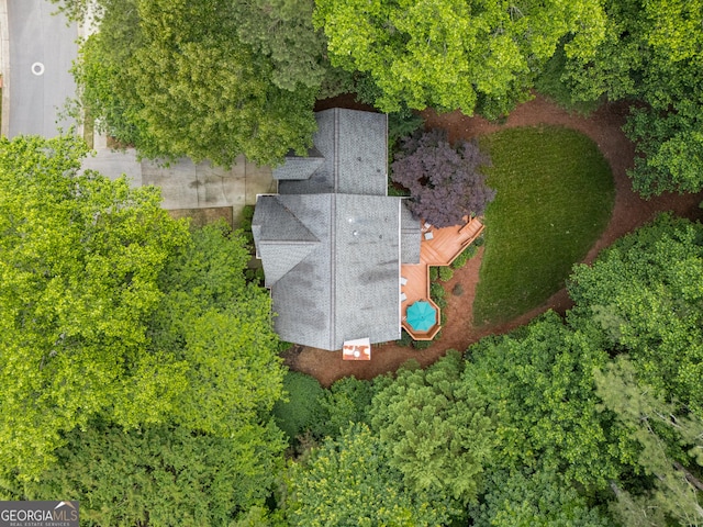 aerial view of property and surrounding area