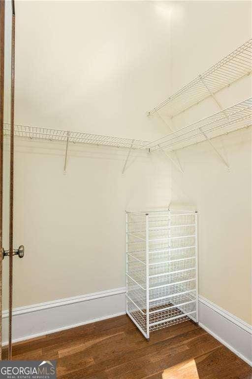 629 Hansell St SE, Atlanta, GA 30312 - spacious closet featuring wood finished floors
