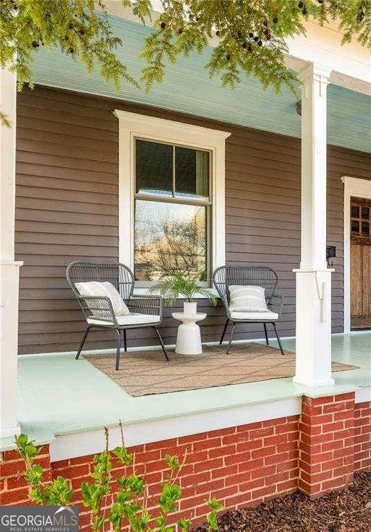 629 Hansell St SE, Atlanta, GA 30312 - view of patio with a porch