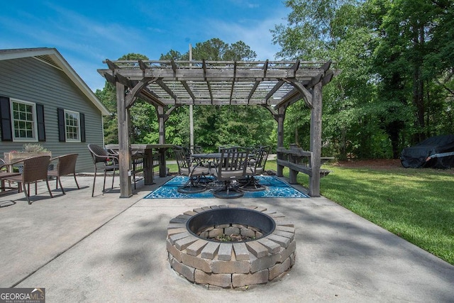view of patio / terrace featuring outdoor dining space, a fire pit, and a pergola