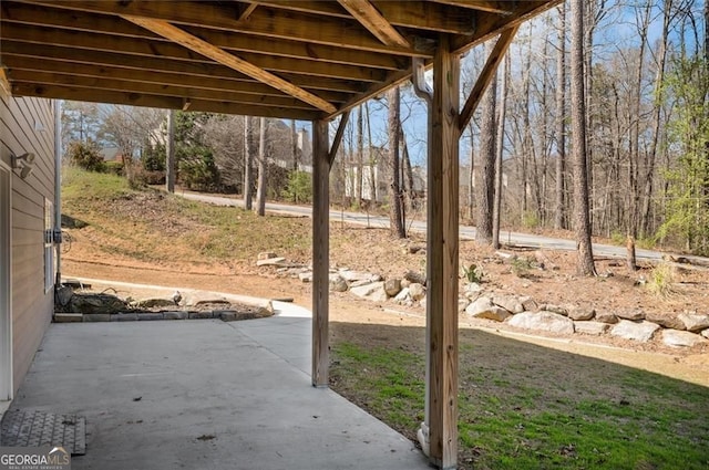 541 Glen Abbey Cir, Mableton, GA 30126 - view of yard featuring a patio area