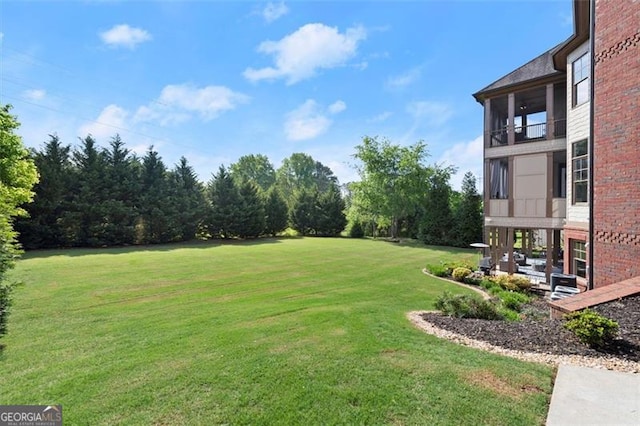 view of grassy yard