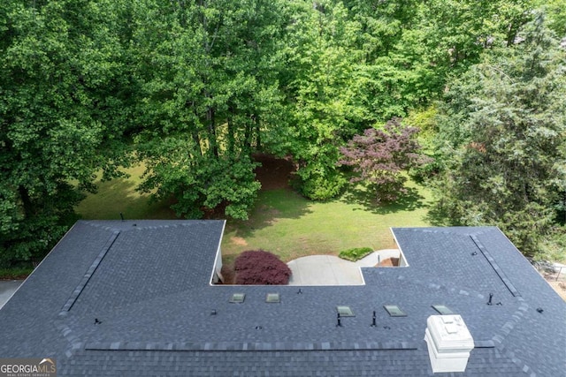 aerial view of property and surrounding area
