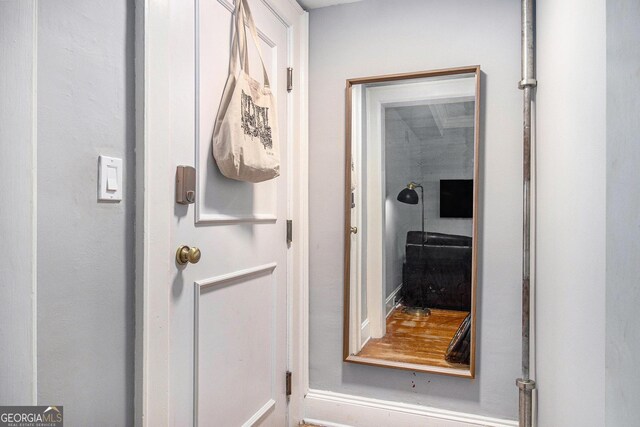 61 16th St NE Unit 4, Atlanta, GA 30309 - corridor with baseboards