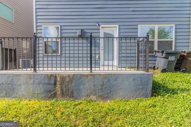 4183 May Apple Ln, Atlanta, GA 30349 - view of side of property