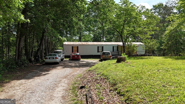 916 Friendly Mission Ln, Cornelia, GA 30531 - manufactured / mobile home with driveway and a front yard